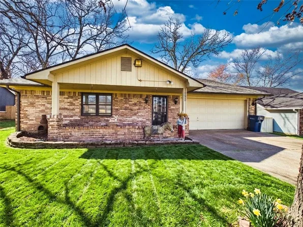 1990 W Twin Springs St, Siloam Springs, AR 72761