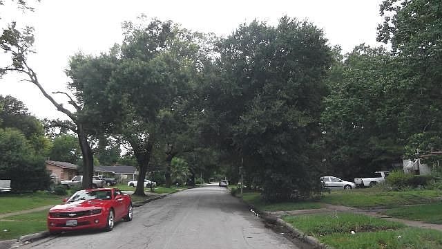 2nd image of 7902 Grove Ridge Dr