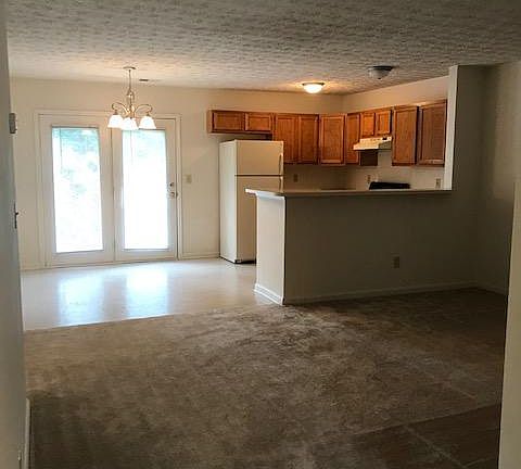 3rd image of 3831 Belleau Wood Dr APT 3