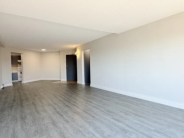 10 Pearl St W #103 — Photo 6