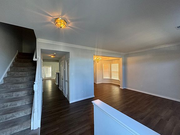 5th image of 1648 New Haven Pl