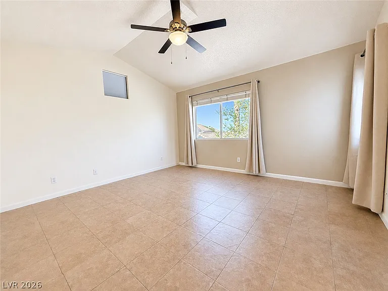 1436 Country Hollow Dr — Photo 14