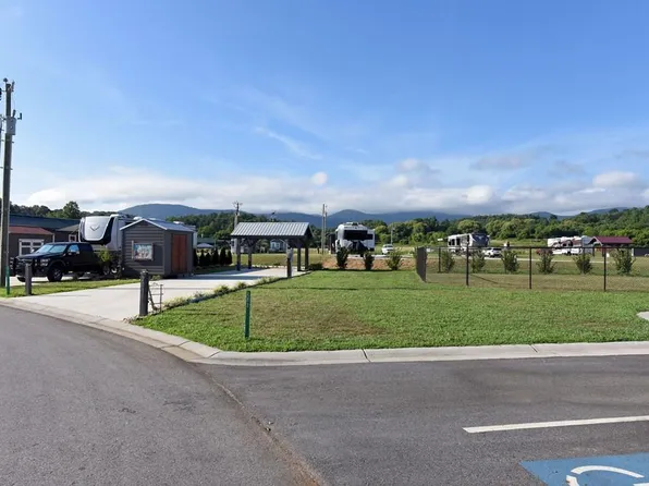 477 Mountain Creek Rd, Blairsville, GA 30512