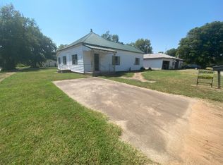 406 W Noc Dr, Tonkawa, OK 74653