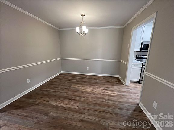 4th image of 4739 Hedgemore Dr Unit T