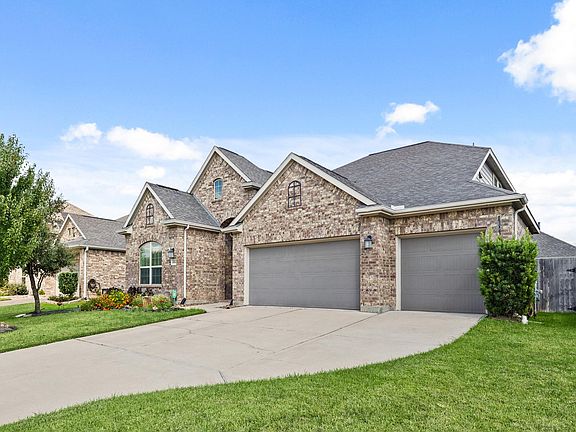 2nd image of 1506 Majors Drive