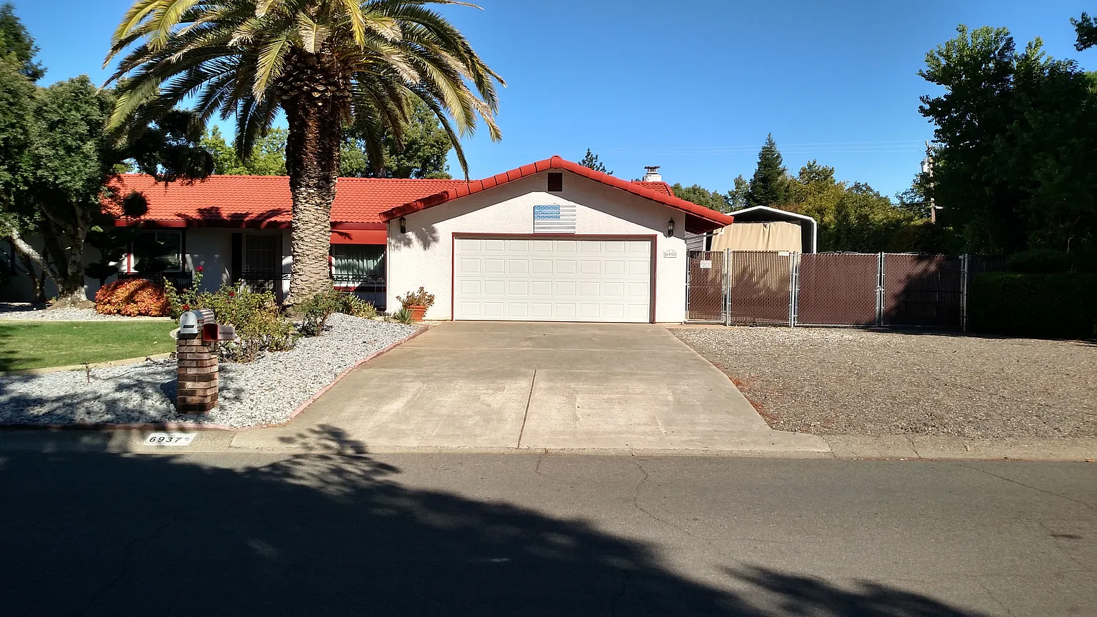 6937 Tucker Ln photo 1