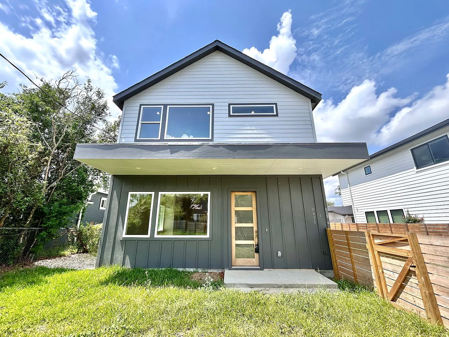Modern 3/BR 2.5/BA Home with Stylish Finishes and Natural Light! — Photo 1