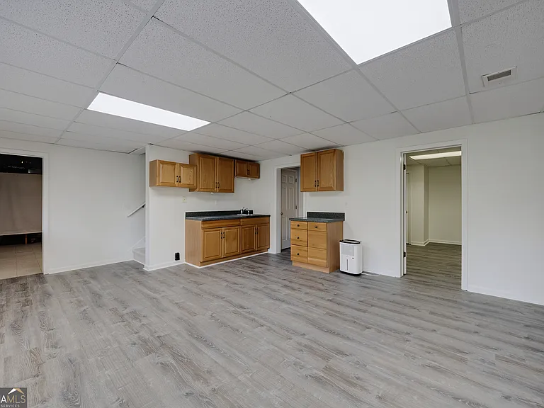 5795 Dovnick Dr — Photo 61
