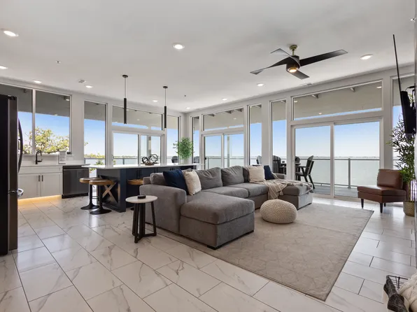 724 Stony Point Trl, Watertown, SD