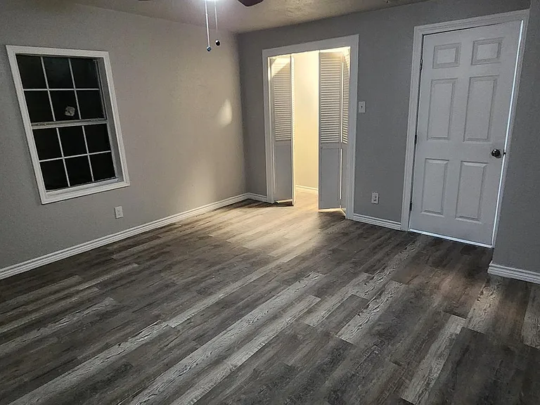 204 Olive St — Photo 8