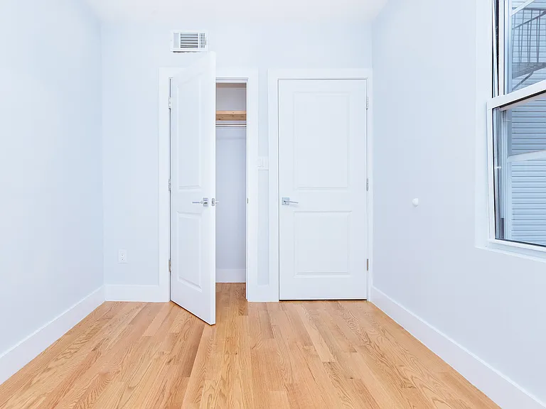 128 India St #3 — Photo 8