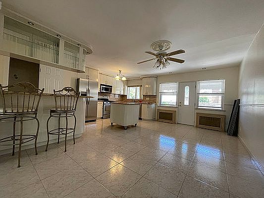 1st image of 121 Bay 46 St #2