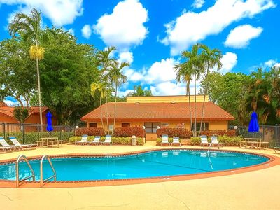 11236 SW 11th St, Pembroke Pines, FL, 33025