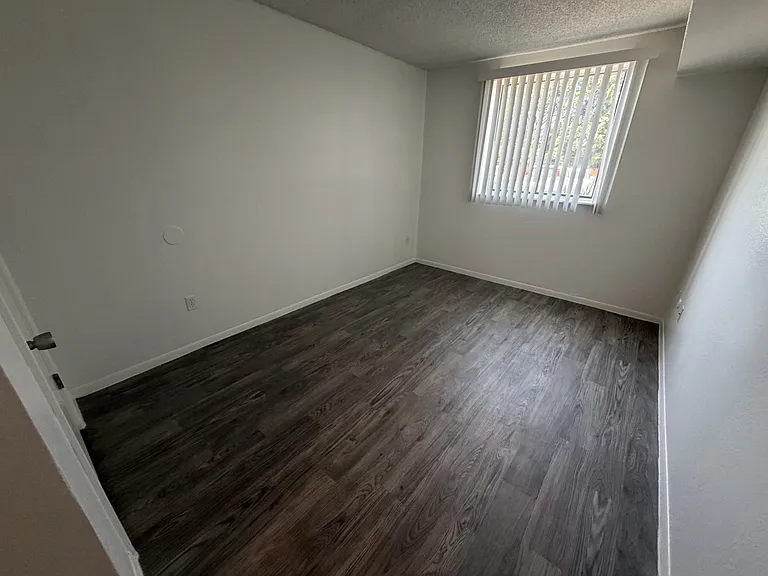 Academy Heights Apartments — Photo 18