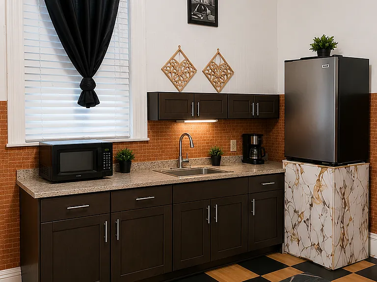 2767 Kennedy Blvd #4 — Photo 4