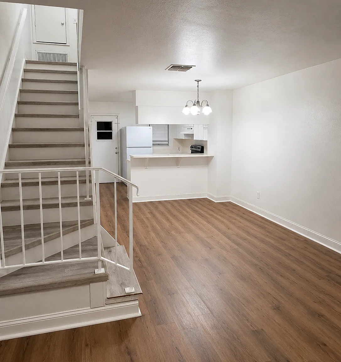 2 bed, 2.5 bath, 1089 sqft, $1,950 — Photo 3