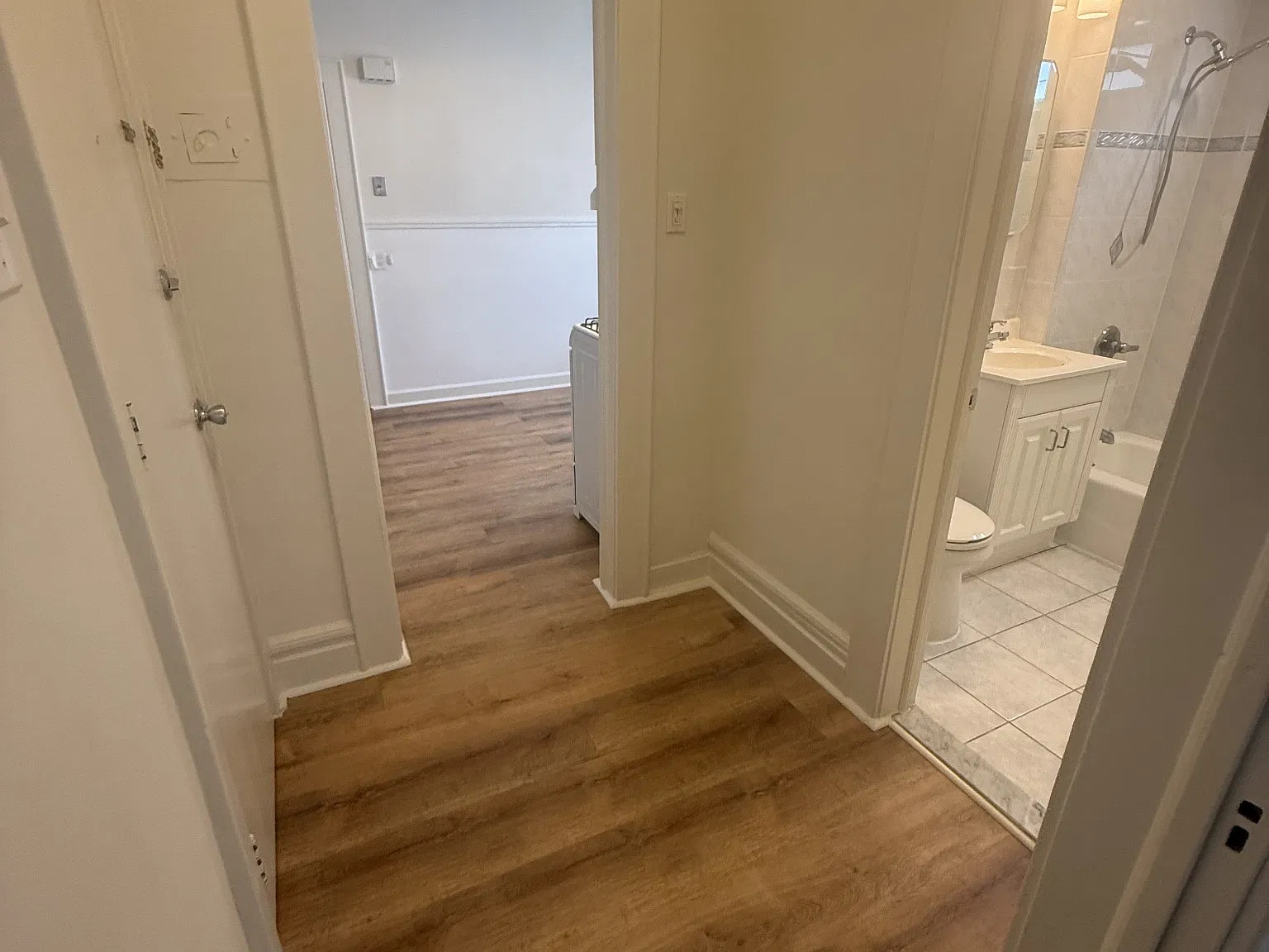 1 bed, $2,050 — Photo 3
