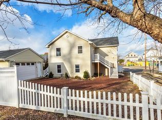 53 Cedar St, Highlands, NJ 07732