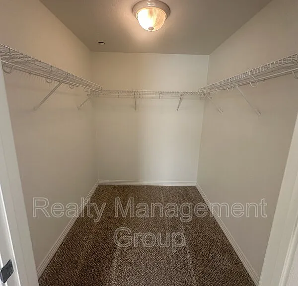 301 W G St #307 — Photo 10
