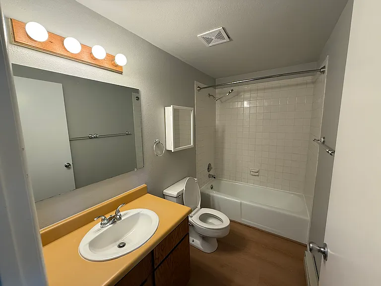 110 Forest Dr #A — Photo 10