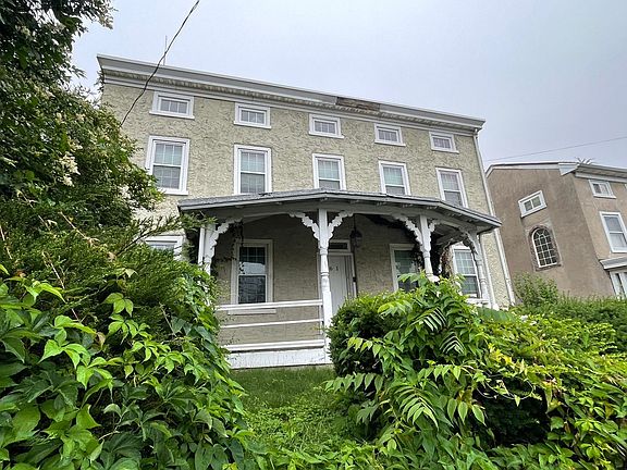 2nd image of 661 Ridge Pike