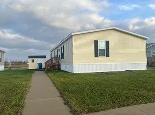 8748 Andre St #1068, Newport, MI 48166