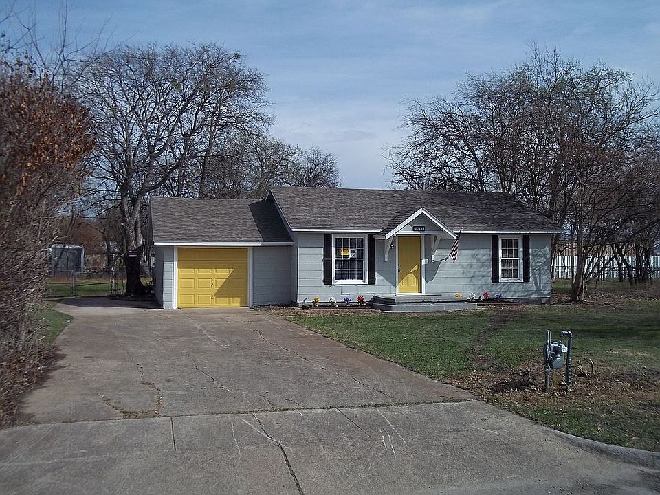 1st image of 7636 Colton Dr