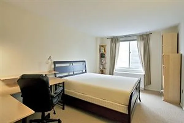 Sold by Douglas Elliman | media 21