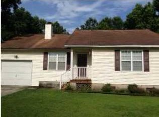 118 Pecan Grove Ave, Goose Creek, SC 29445