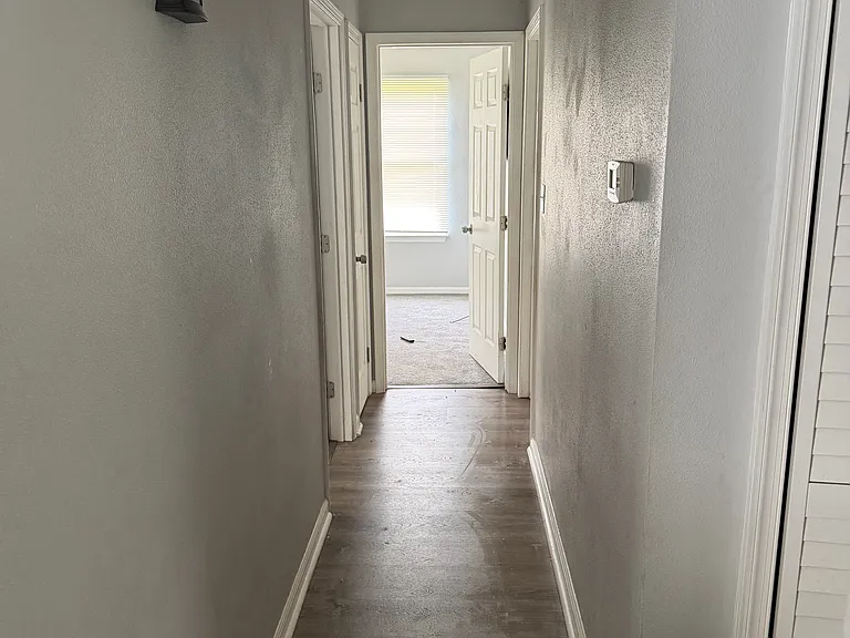 2825 Holiday Point Dr — Photo 14