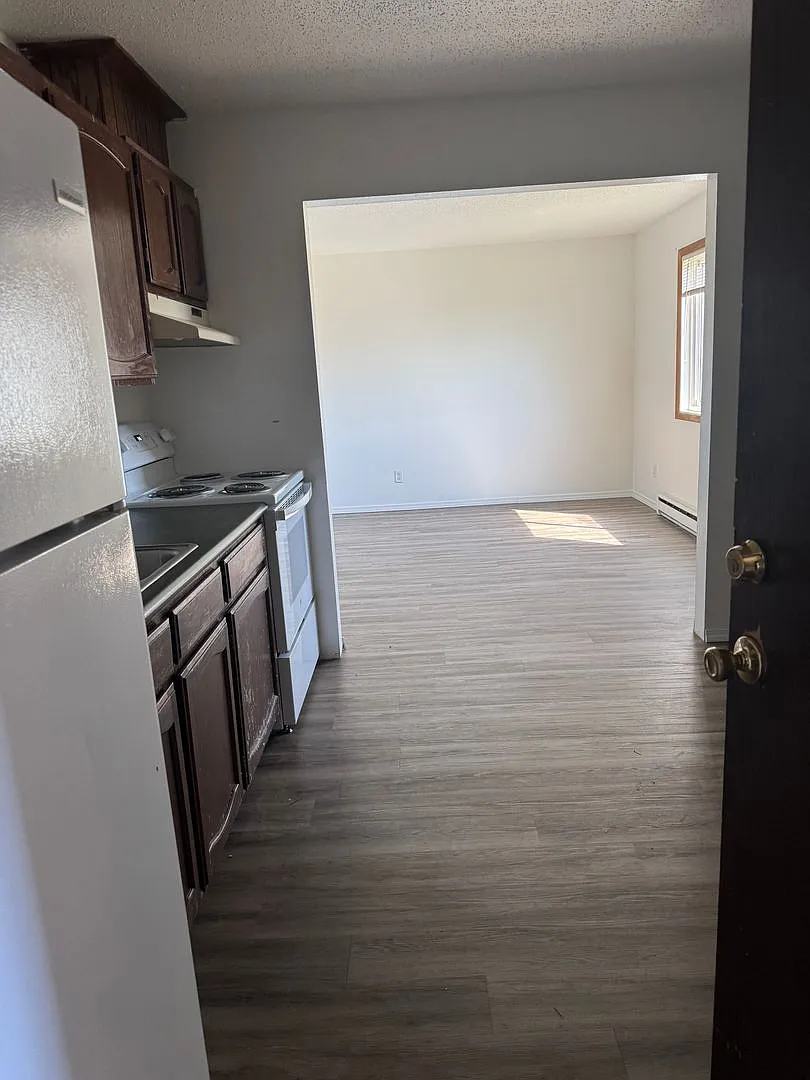 Evergreen Estates 220 — Photo 3