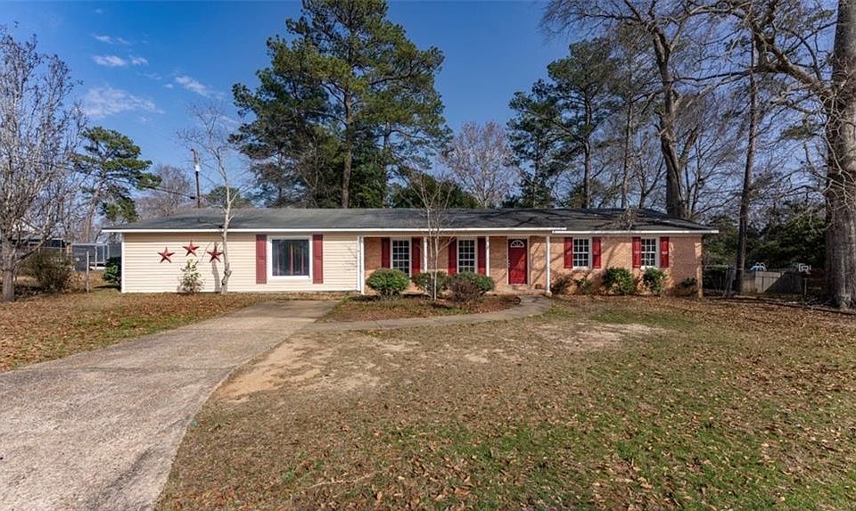 1st image of 4216 Thayer Dr