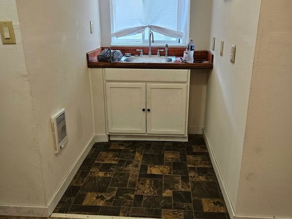21 Clay St #1