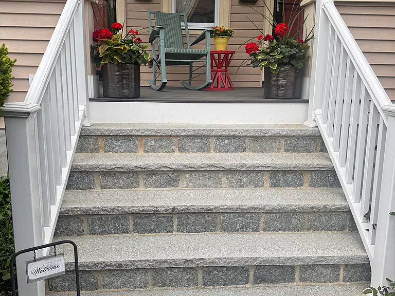 581 Highland Ave #3 — Photo 3