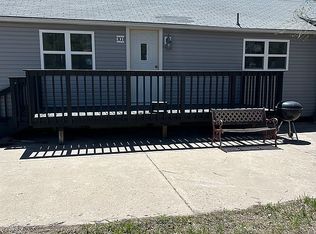 205 N Grant Ave, Mullen, NE 69152