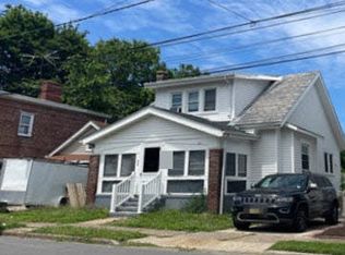 416 E Howell St, Hamilton, NJ 08610