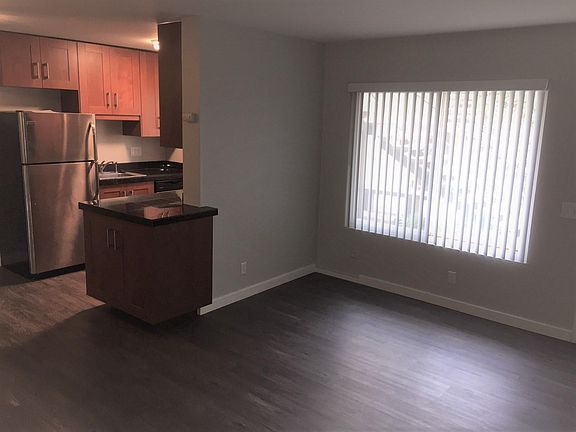 3rd image of 4616 Ohio St APT 4