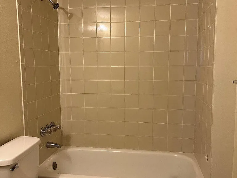 21504 Shannon Ave — Photo 10