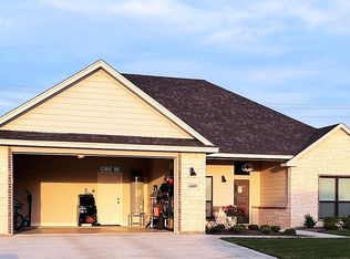 6809 McLeod Dr, Abilene, TX 79602
