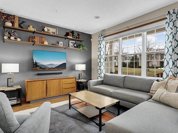 4th image of 4883 Boatman Ln #6902