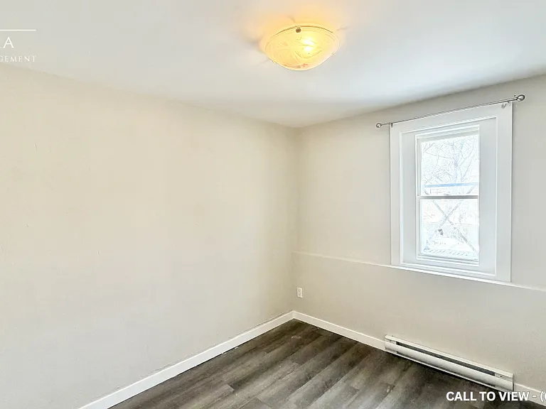 142 Brock St #3 — Photo 6