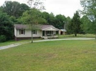 835 Ravenscroft Rd E, Sparta, TN 38583