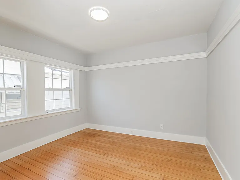 4692 Congress Ave — Photo 20