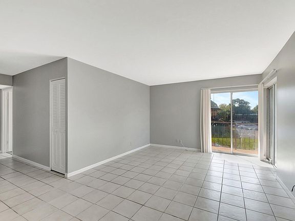 2nd image of 1840 Fairview Villas Dr APT 4