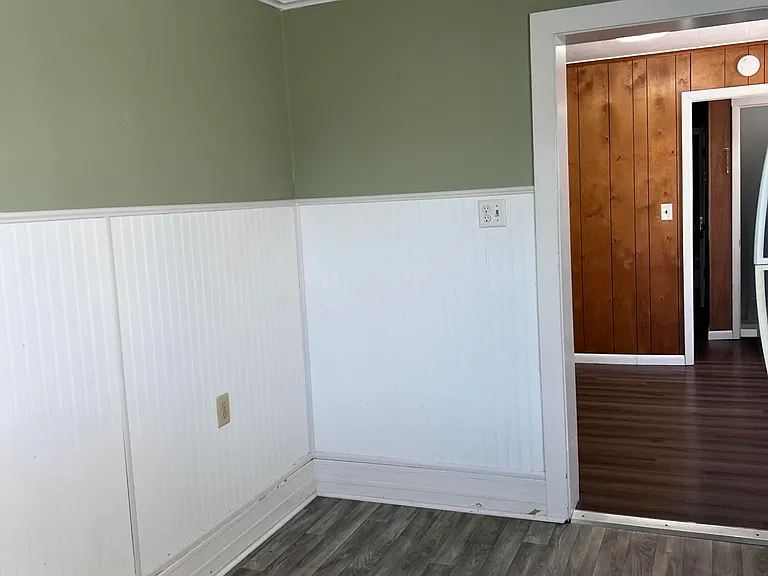 1023 Brusselles St — Photo 17