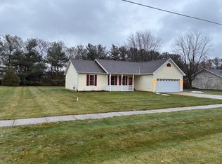 11807 Laurie Dr, Wheatfield, IN 46392