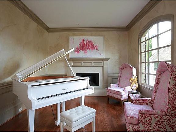 4th image of 4158 Onslow Pl SE