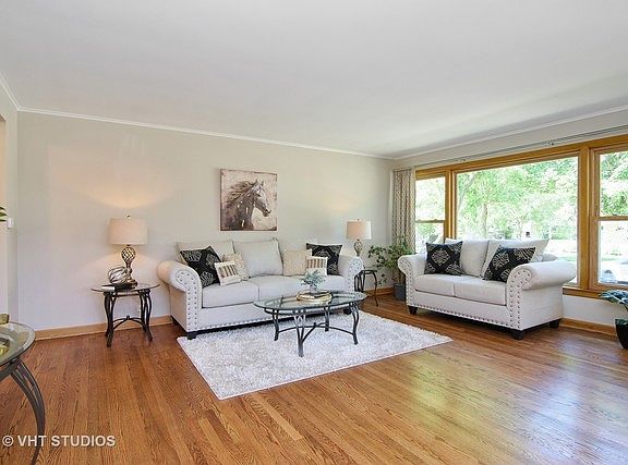 2nd image of 119 S Waterman Ave