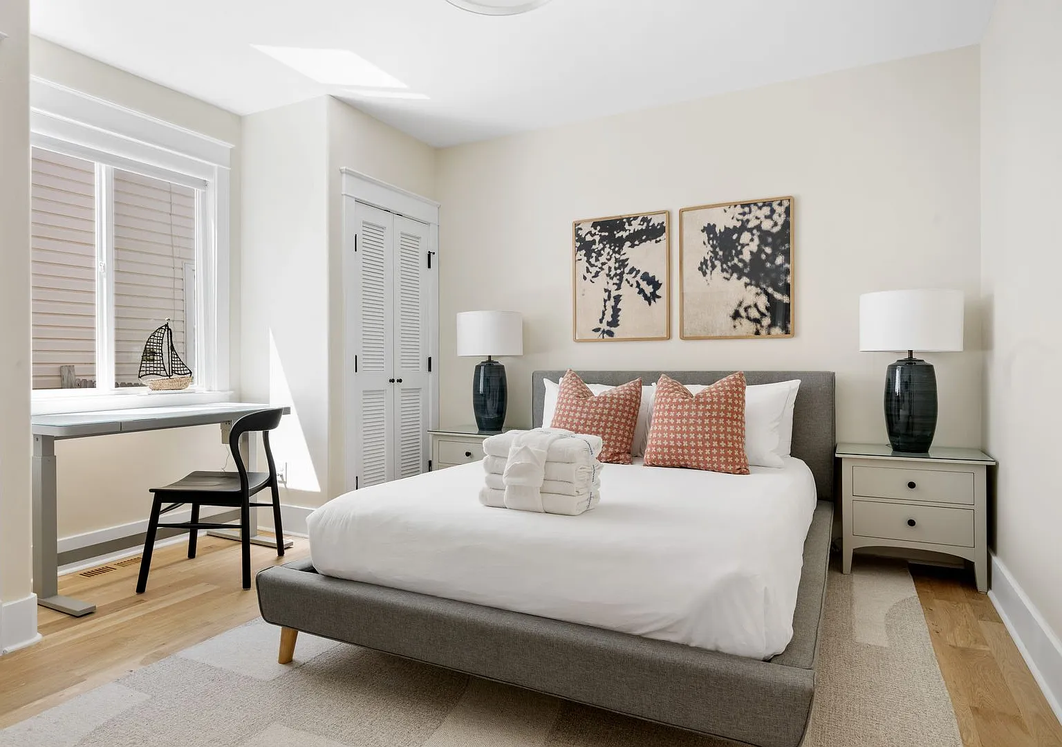 Poplar Place- 191 W. Poplar Street, Unit A — Photo 4